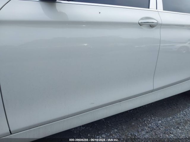WBA5A5C56GD527113 BMW 528I