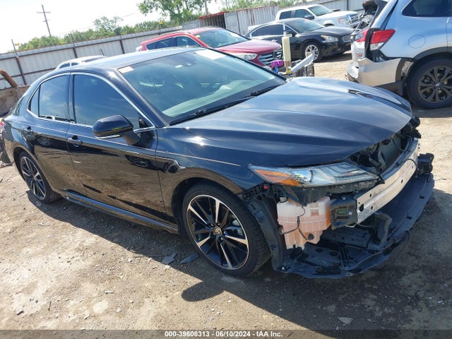 Toyota CAMRY XSE 2019 4T1B61HK2KU716635 главное изображение