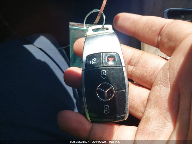 Mercedes-Benz E 300 2018 WDDZF4JB4JA436719 Image 11
