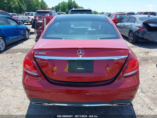 Mercedes-Benz E 300 2018 WDDZF4JB4JA436719 Image 16
