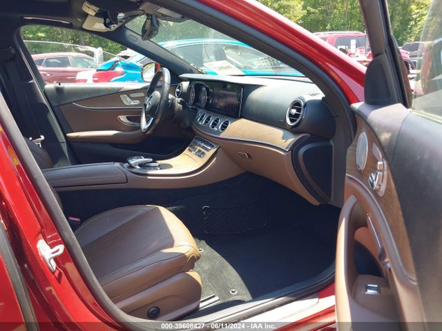 Mercedes-Benz E 300 2018 WDDZF4JB4JA436719 Image 5