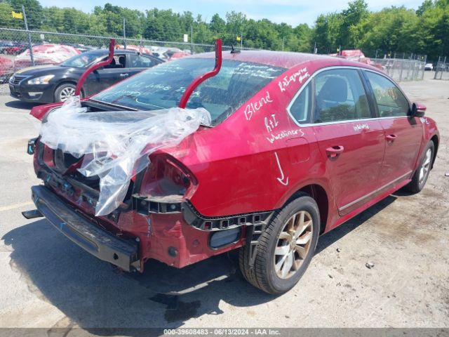 1VWAT7A34GC027267 Volkswagen Passat 1.8t S