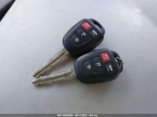 4T1BF1FK6HU699463 Toyota CAMRY LE