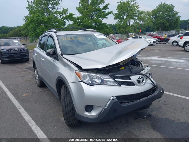Toyota RAV4 LE 2015 2T3BFREV5FW339986 Image 1