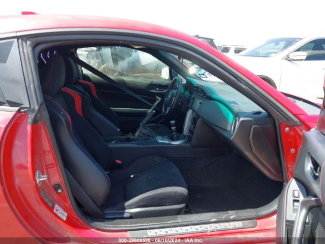 JF1ZNAA18F9707668 Scion FR-S