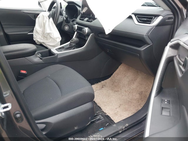 Toyota RAV4 LE 2024 2T3F1RFV8RC405287 Image 5