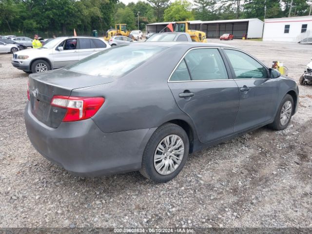 4T1BF1FK3EU732575 Toyota CAMRY L