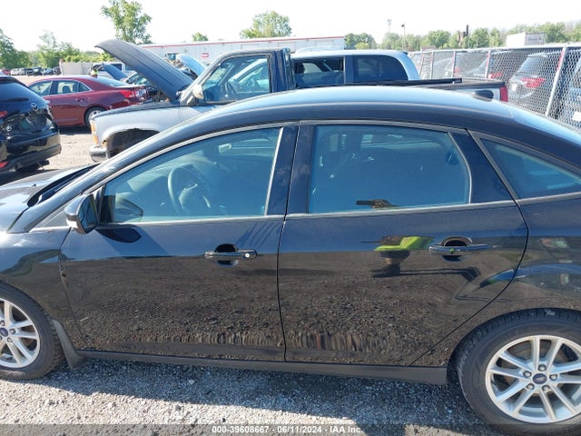 Ford FOCUS SE 2016 1FADP3F28GL215843 Image 14