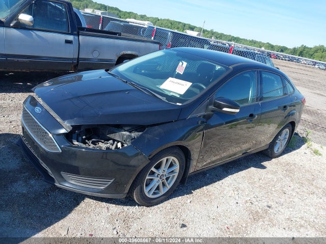 Ford FOCUS SE 2016 1FADP3F28GL215843 Image 2