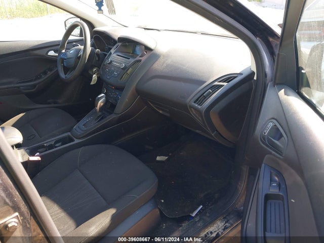 Ford FOCUS SE 2016 1FADP3F28GL215843 Image 5