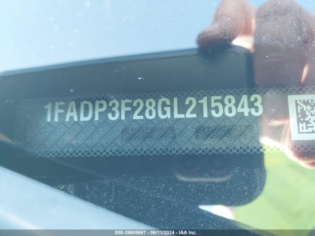 Ford FOCUS SE 2016 1FADP3F28GL215843 Image 9