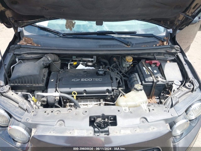 Chevrolet Sonic Lt Auto 2015 1G1JC5SH4F4116212 Image 10
