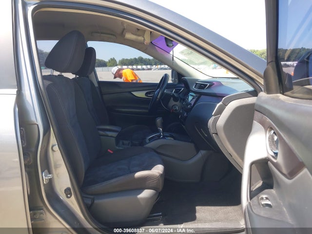 Nissan ROGUE S 2015 KNMAT2MV5FP570394 Image 5