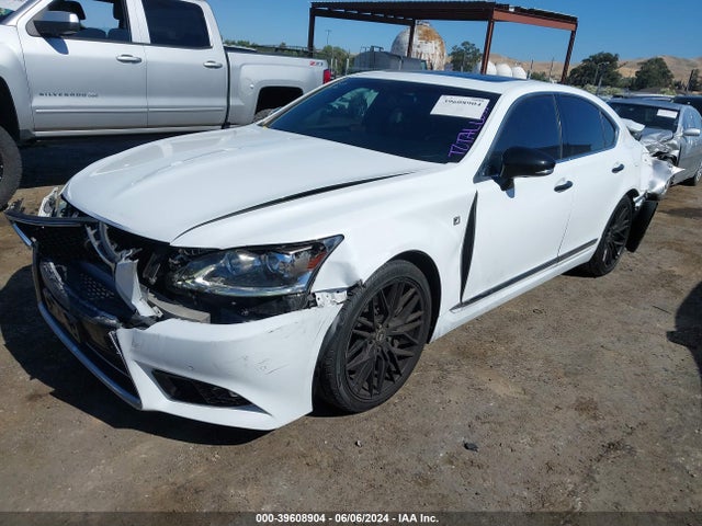Lexus Ls 460 Crafted Line 2015 JTHBL5EF8F5134162 Image 2