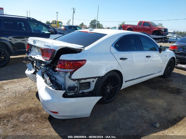 Lexus Ls 460 Crafted Line 2015 JTHBL5EF8F5134162 Image 4