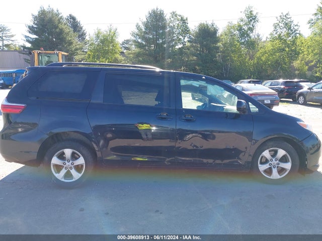 Toyota Sienna Le 8 Passenger 2015 5TDKK3DC0FS618692 Image 14