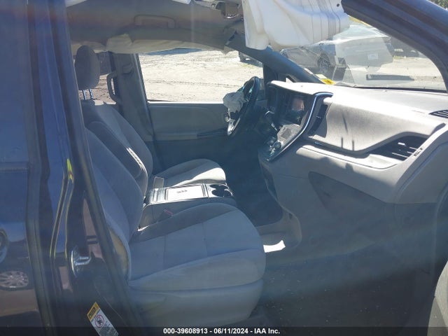 Toyota Sienna Le 8 Passenger 2015 5TDKK3DC0FS618692 Image 5