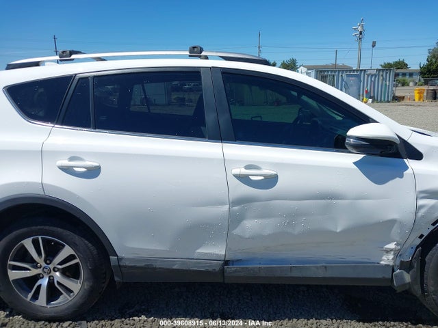 Toyota Rav4 Xle 2018 2T3RFREV8JW851622 Image 13