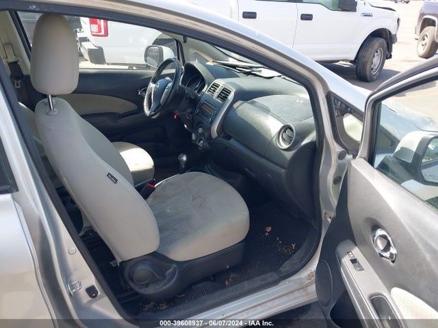 Nissan Versa Note Sv 2014 3N1CE2CP5EL381392 Image 5