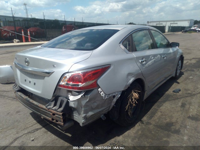 Nissan Altima 2.5 S 2015 1N4AL3AP3FC451719 Image 6