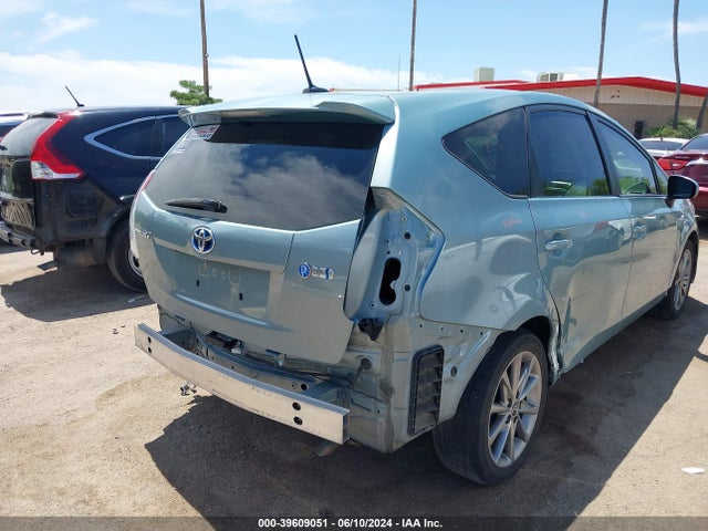Toyota Prius V Five 2017 JTDZN3EUXHJ068012 Image 4