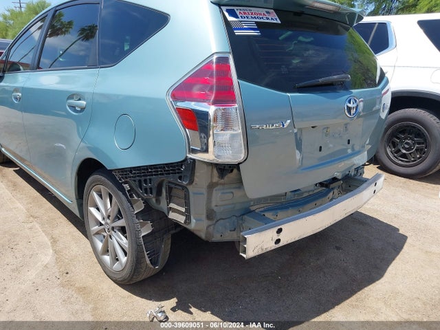 Toyota Prius V Five 2017 JTDZN3EUXHJ068012 Image 6