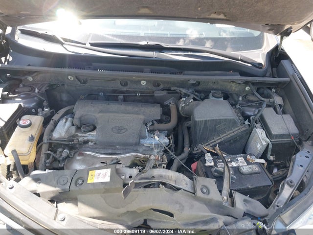 Toyota RAV4 LE 2017 JTMBFREV9HJ152896 Image 10