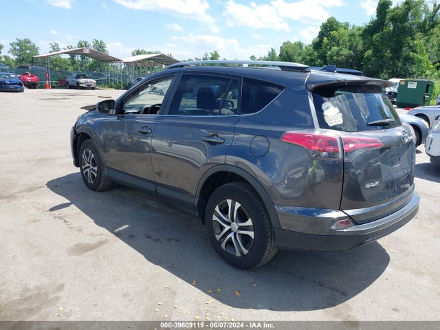 Toyota RAV4 LE 2017 JTMBFREV9HJ152896 Image 3
