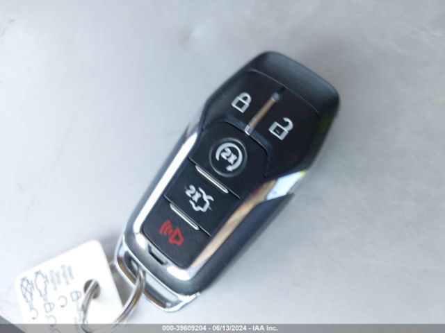 3LN6L2J99GR633676 Lincoln MKZ