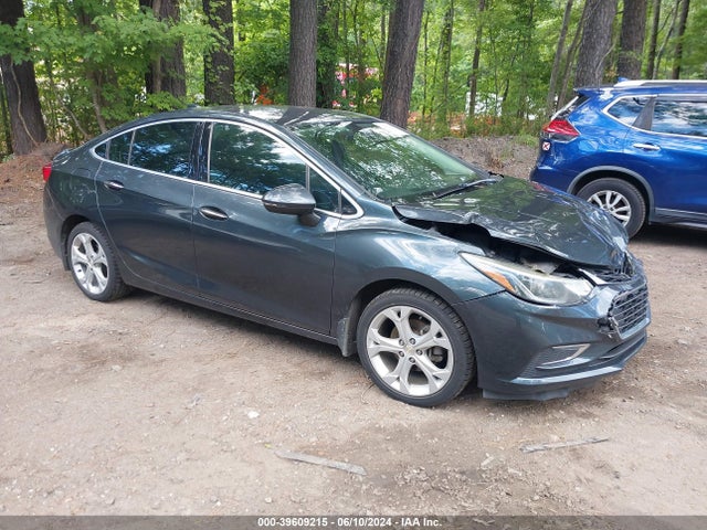 Chevrolet Cruze Premier Auto 2017 1G1BF5SM8H7136229 main image