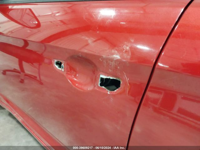 KMHD74LF6HU111463 Hyundai ELANTRA SE