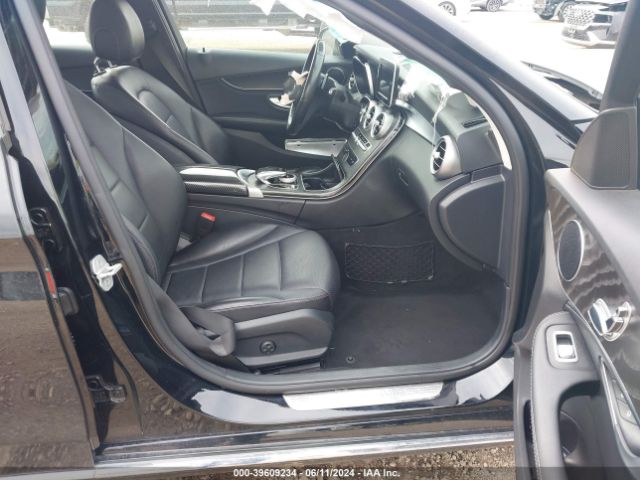 55SWF4JB1GU099762 Mercedes-Benz C 300 Luxury/sport
