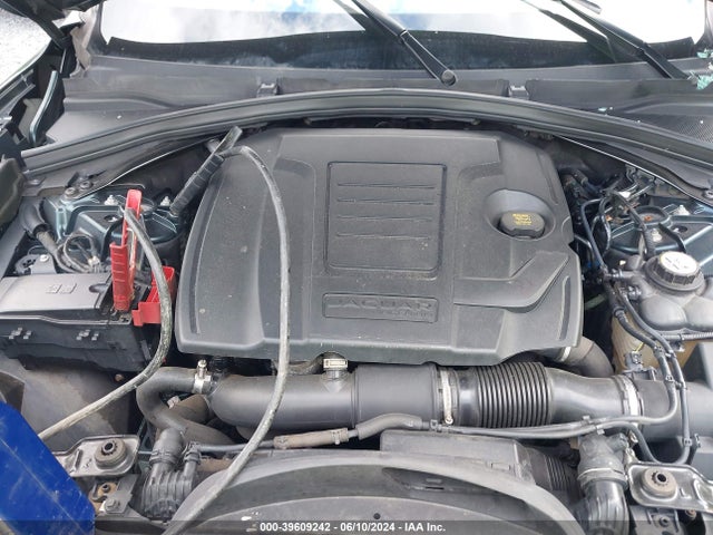 2018 JAGUAR F-PACE SADCJ2FX7JA281899 Photo 9