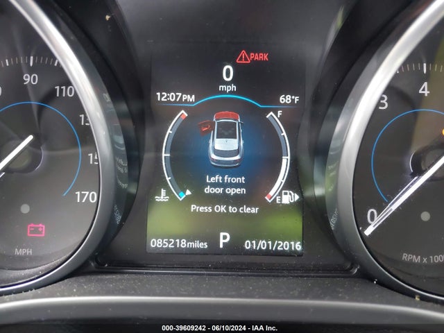 Jaguar F-pace 25t Premium 2018 SADCJ2FX7JA281899 Image 15