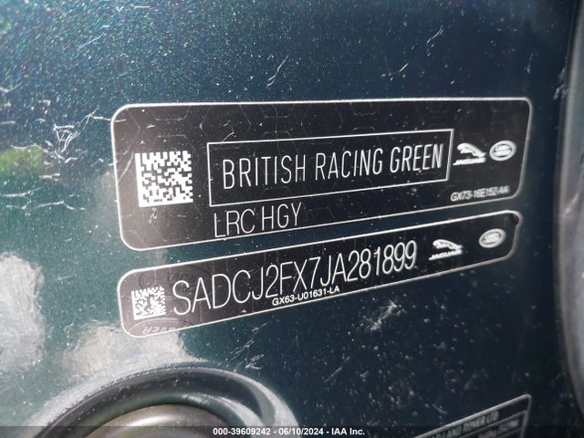 2018 JAGUAR F-PACE SADCJ2FX7JA281899 Photo 8