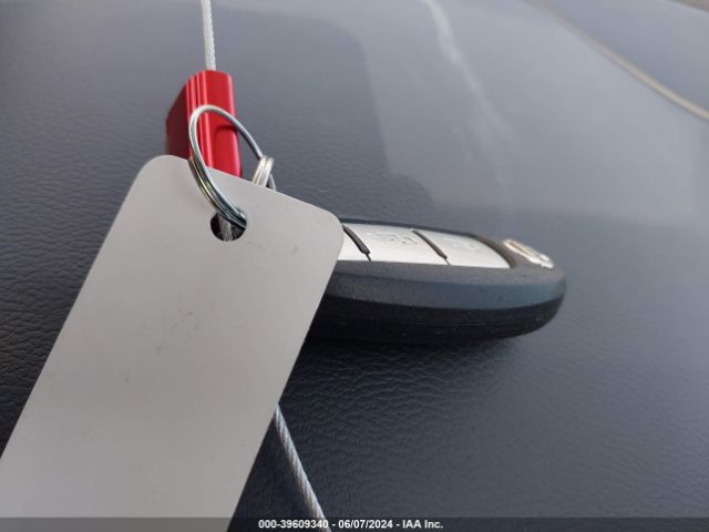 3N1CP5CU0KL548609 Nissan KICKS S