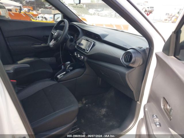 3N1CP5CU0KL548609 Nissan KICKS S