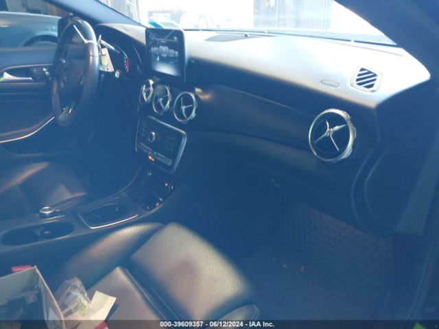 WDCTG4GB2JJ468695 Mercedes-Benz Gla 250 4matic