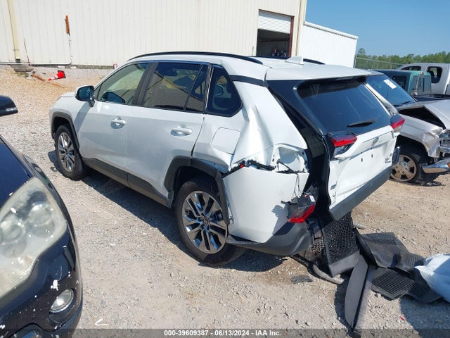 Toyota Rav4 Xle Premium 2023 2T3A1RFV8PW373012 Image 3