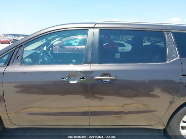 KNDMB5C11H6331627 KIA SEDONA LX