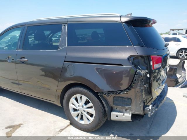 KNDMB5C11H6331627 KIA SEDONA LX