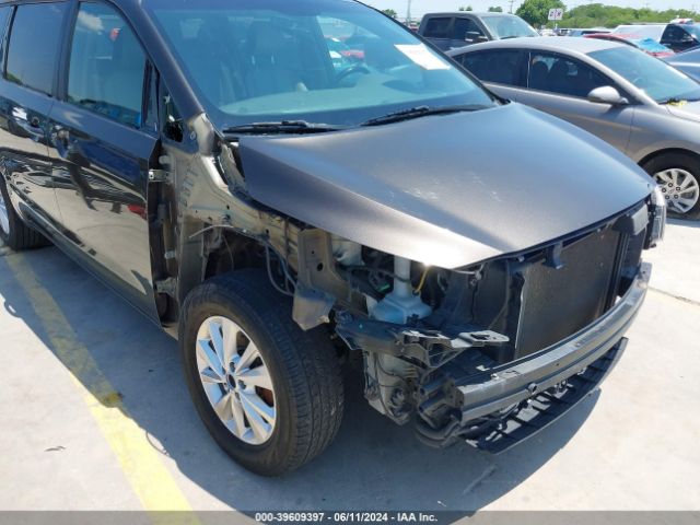 KNDMB5C11H6331627 KIA SEDONA LX