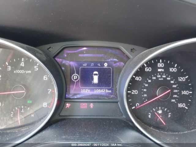 KNDMB5C11H6331627 KIA SEDONA LX