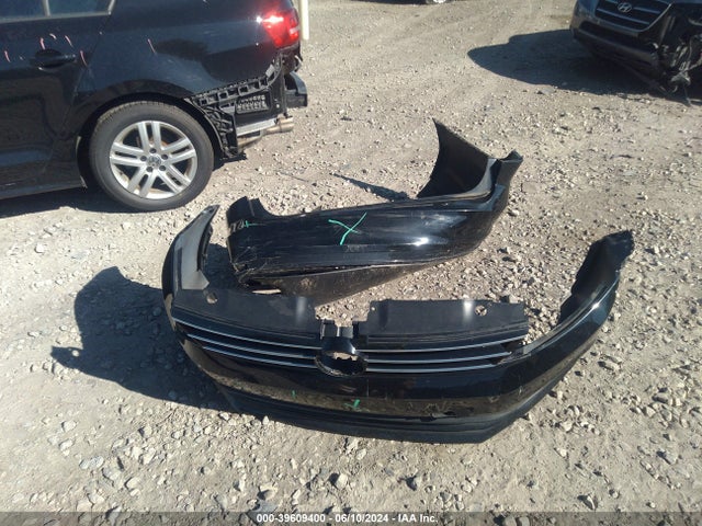 3VW2K7AJ2FM351692 Volkswagen Jetta 2.0l S