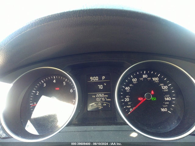 3VW2K7AJ2FM351692 Volkswagen Jetta 2.0l S