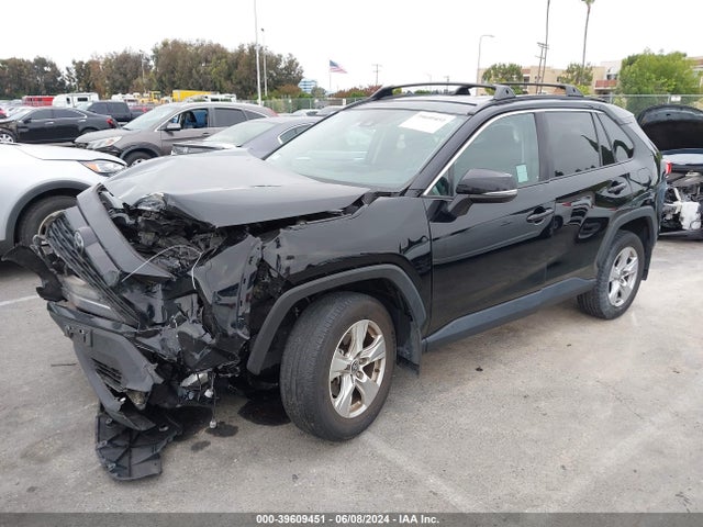 Toyota Rav4 Xle 2021 2T3W1RFV4MC155717 Image 2