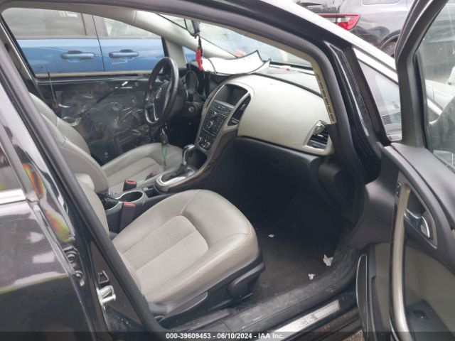 1G4PP5SK5F4203288 Buick Verano