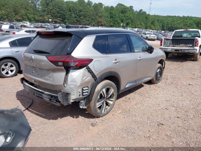 JN8AT3DC8MW107161 Nissan Rogue Platinum Fwd