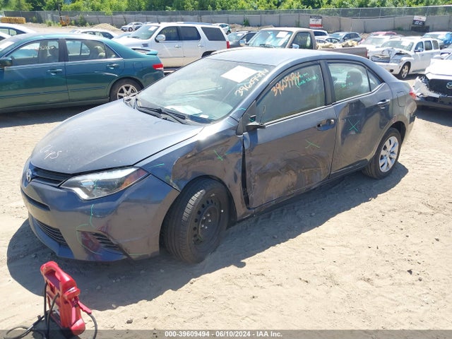 Toyota COROLLA LE 2016 5YFBURHE2GP433224 Image 2