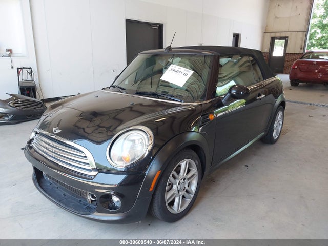 2011 MINI COOPER WMWZN3C57BT132639 Photo 1